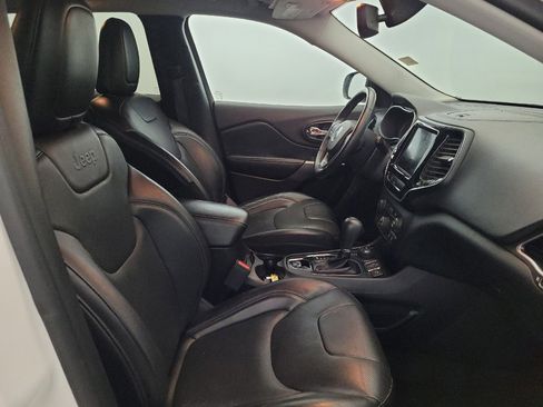 Used 2019 Jeep Cherokee Limited AWD/4WD image 21