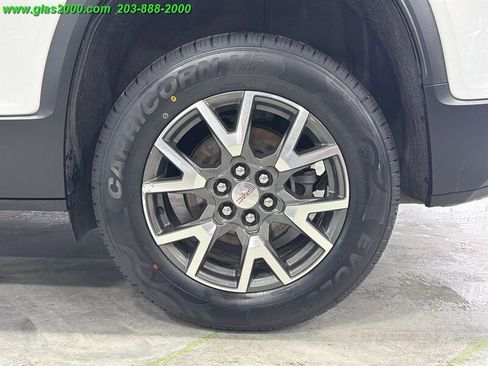 Used 2021 GMC Acadia SLE AWD/4WD image 16