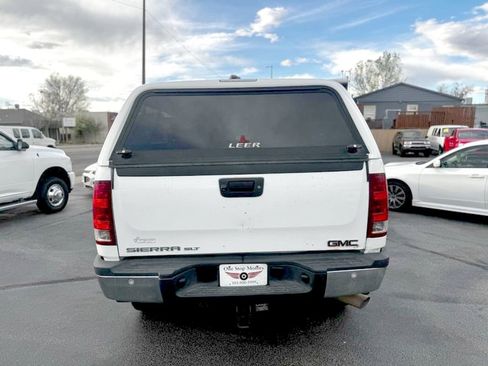 Used 2014 GMC Sierra 2500 SLT AWD/4WD image 5