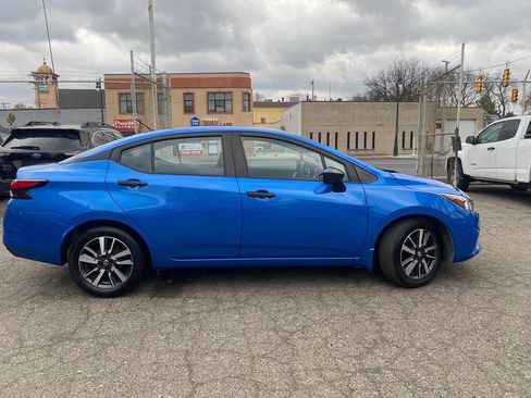 Used 2022 Nissan Versa S w/ Electronics Package image 6