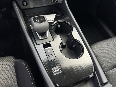 New 2026 Nissan Rogue SV image 10