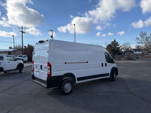 New 2026 RAM ProMaster 2500 w/ Convenience Group image 3