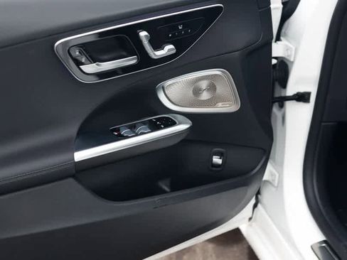 Certified 2024 Mercedes-Benz C 300 4MATIC Sedan image 34