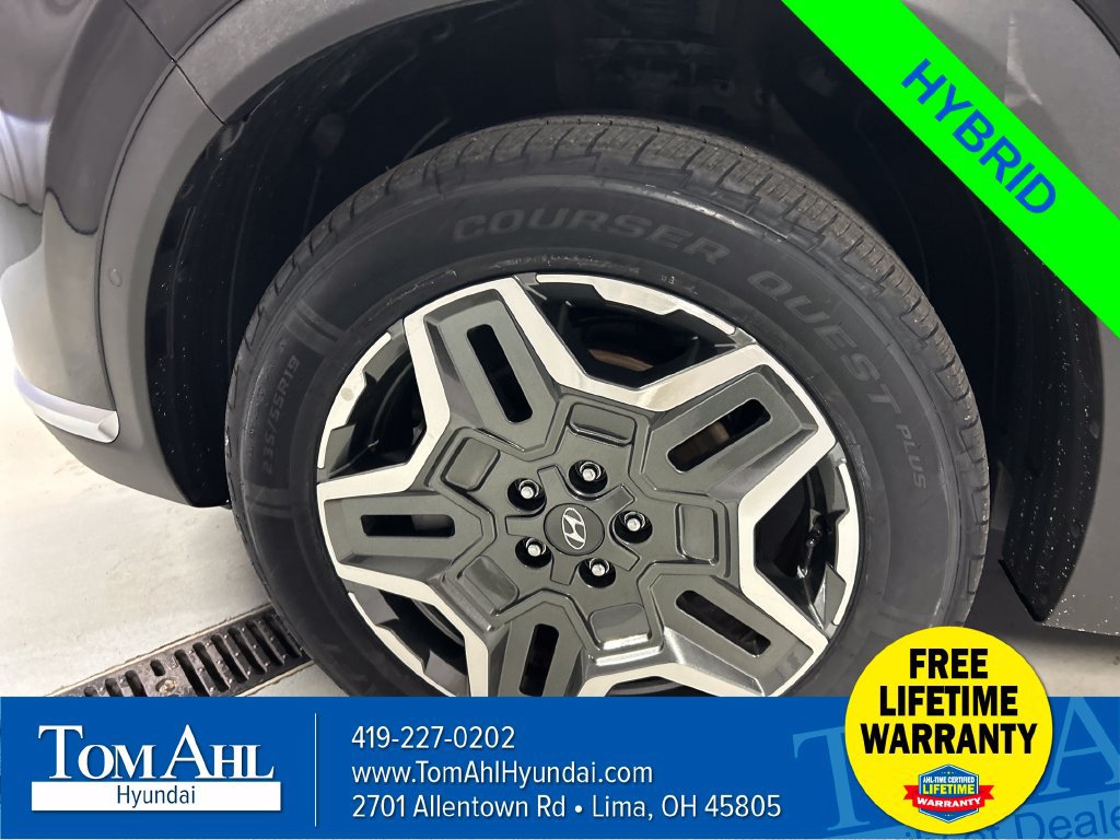 Used 2023 Hyundai Santa Fe Limited AWD/4WD image 9