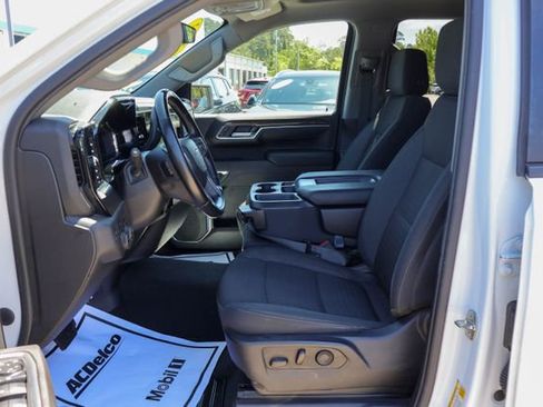 Certified 2023 Chevrolet Silverado 1500 RST w/ LPO, Dark Essentials Package AWD/4WD image 8