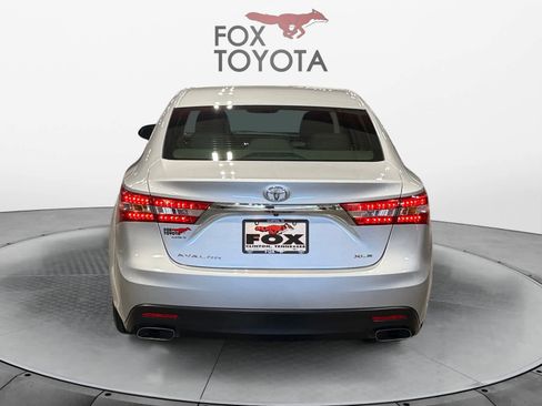 Used 2013 Toyota Avalon XLE Premium image 5