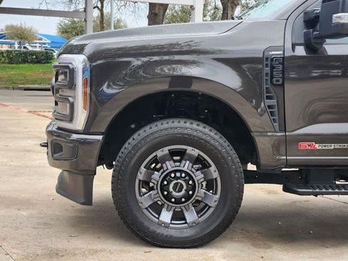 Used 2024 Ford F350 Lariat w/ Sport Appearance Package image 16