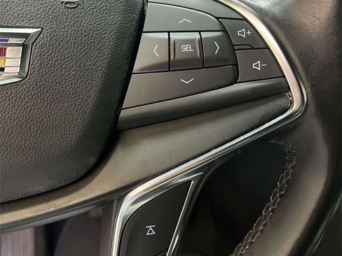 Used 2020 Cadillac XT5 Luxury image 19
