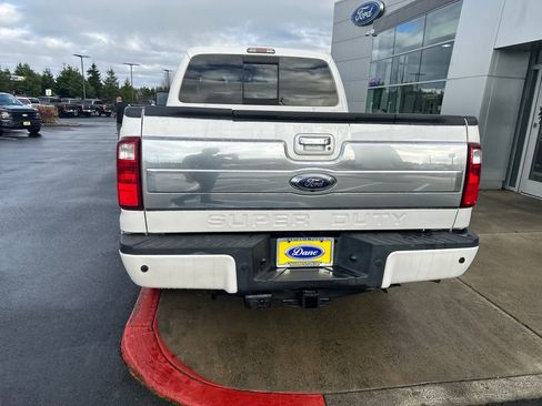 Used 2014 Ford F250 Platinum image 3