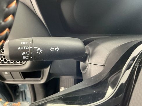 Certified 2025 Honda HR-V Sport image 21