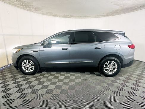 Used 2018 Buick Enclave Essence FWD image 6
