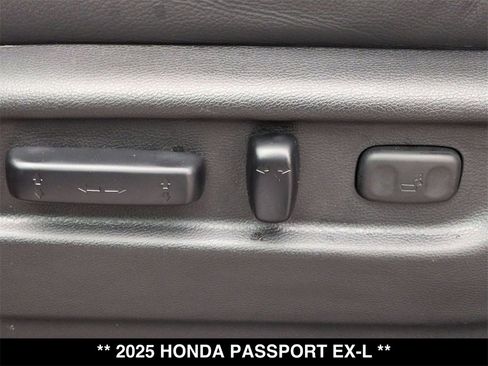 Used 2025 Honda Passport EX-L image 14