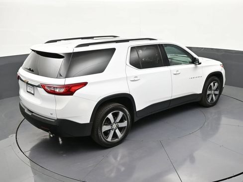 Certified 2020 Chevrolet Traverse LT w/ LT Premium Package AWD/4WD image 20