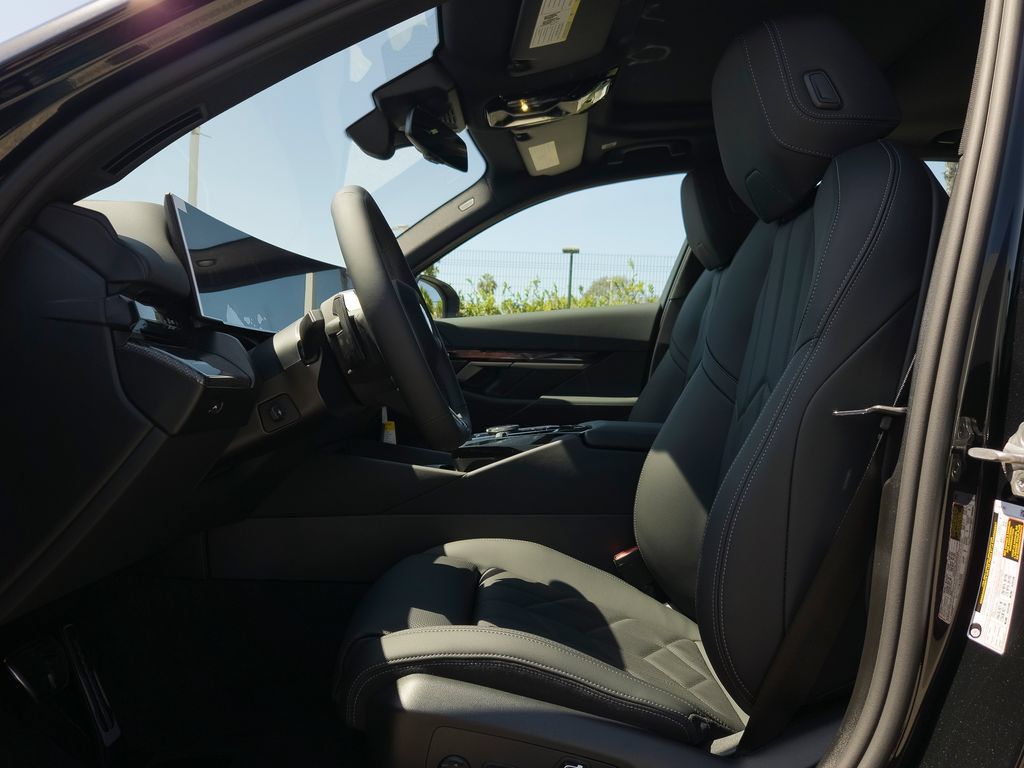 New 2027 BMW 530i w/ M Sport Package RWD image 7