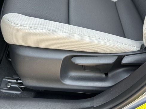 Used 2025 Toyota Corolla LE FWD image 25
