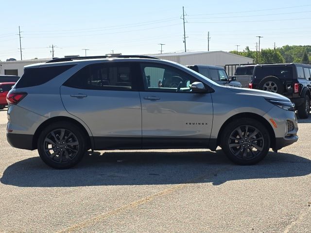 Used 2024 Chevrolet Equinox RS w/ RS Leather Package AWD/4WD image 6
