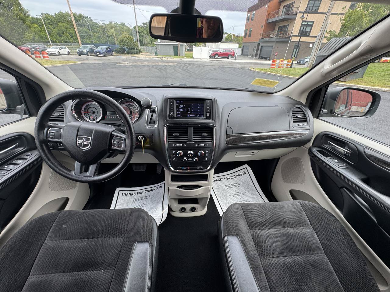 Used 2019 Dodge Grand Caravan SE FWD image 7