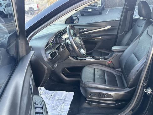 Used 2023 Chevrolet Bolt EUV Premier w/ Sun & Sound Package image 13