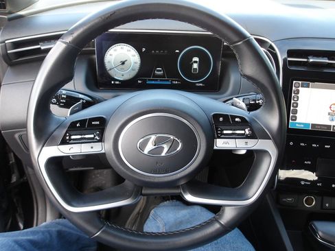 Used 2023 Hyundai Santa Cruz SEL Premium AWD/4WD image 15