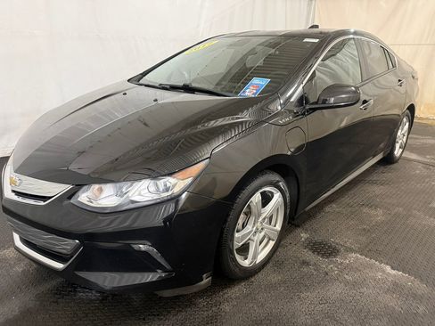 Used 2017 Chevrolet Volt LT image 1