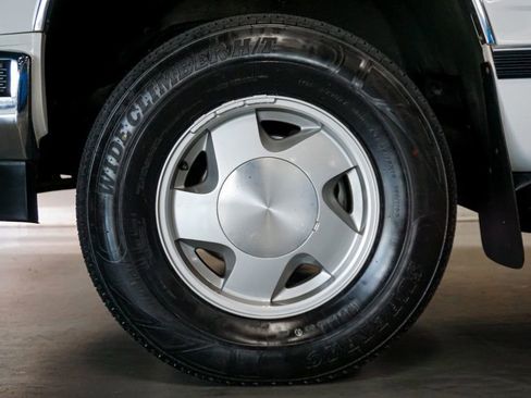 Used 1998 Chevrolet Silverado 1500 4x4 Regular Cab w/ Preferred Equipment Group 2 image 29