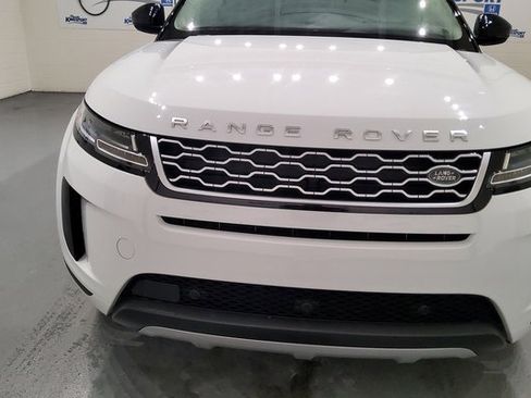 Used 2020 Land Rover Range Rover Evoque S image 9