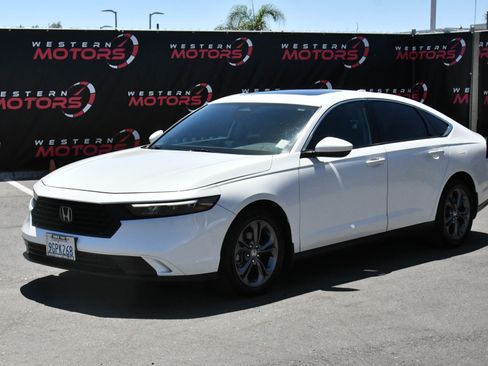 Used 2023 Honda Accord EX image 3