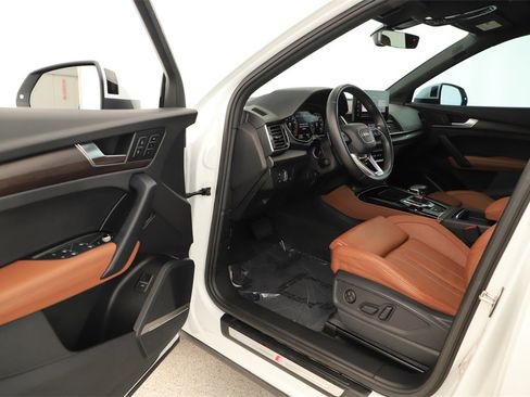 Certified 2022 Audi Q5 2.0T Premium Plus w/ Premium Plus Package image 14