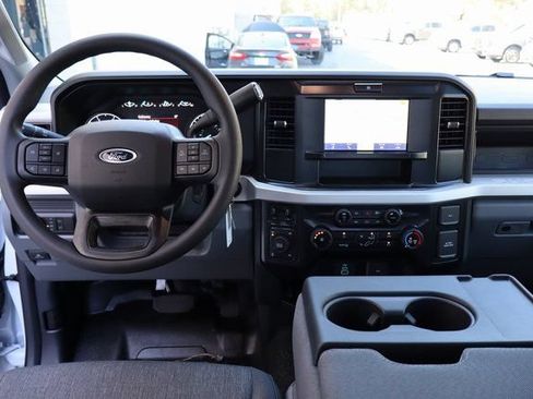 New 2026 Ford F350 4x4 SuperCab Super Duty image 5
