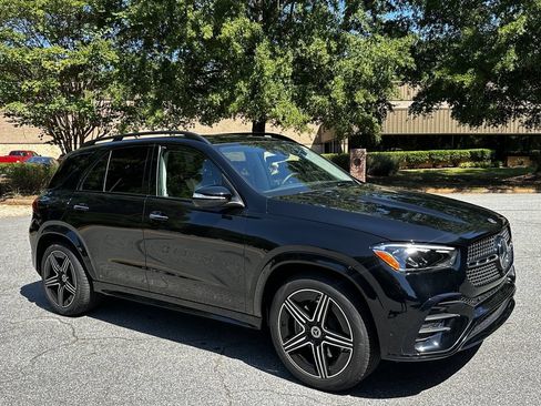 Certified 2026 Mercedes-Benz GLE 450 4MATIC image 1