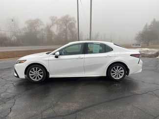 Used 2024 Toyota Camry SE video 2