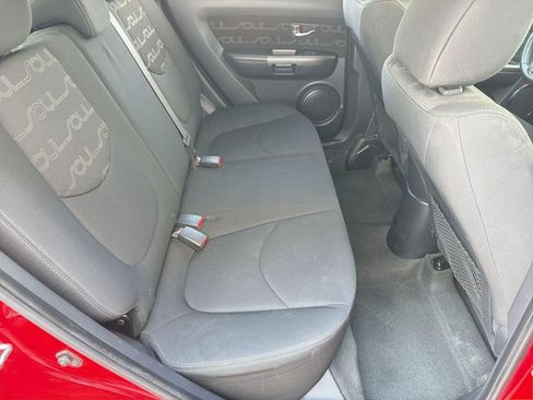 Used 2012 Kia Soul + image 26