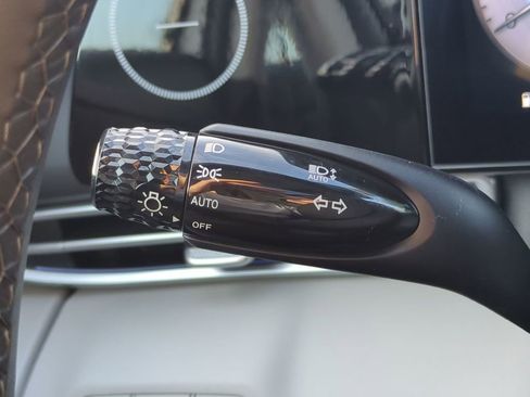 New 2026 Hyundai Elantra Limited image 29