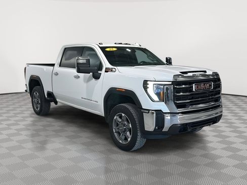 Used 2025 GMC Sierra 2500 SLT w/ SLT Convenience Package AWD/4WD image 7