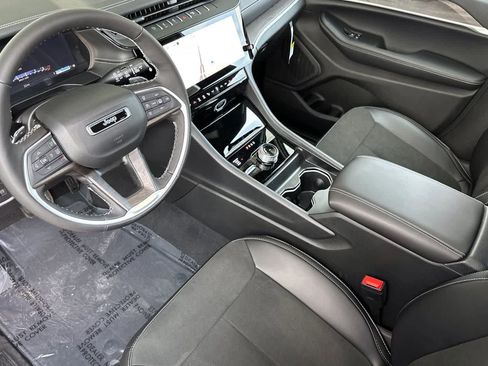 New 2026 Jeep Grand Cherokee L 4WD image 11