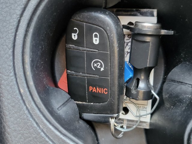 Used 2019 Jeep Compass Limited AWD/4WD image 7