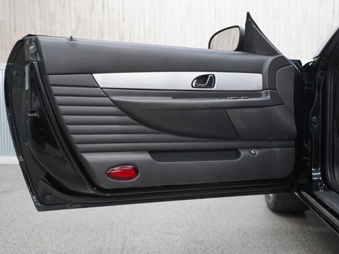 Used 2002 Ford Thunderbird image 24