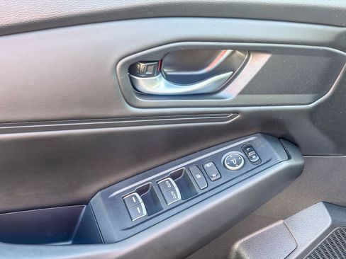 Certified 2025 Honda Accord SE image 22