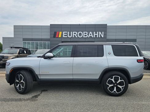 Used 2024 Rivian R1S Adventure AWD/4WD image 2
