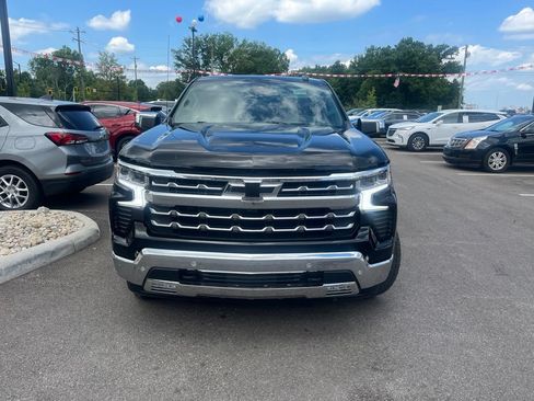 Used 2025 Chevrolet Silverado 1500 LTZ w/ LTZ Convenience Package II AWD/4WD image 6