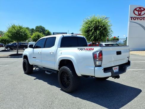 Used 2022 Toyota Tacoma TRD Sport w/ Technology Package AWD/4WD image 7