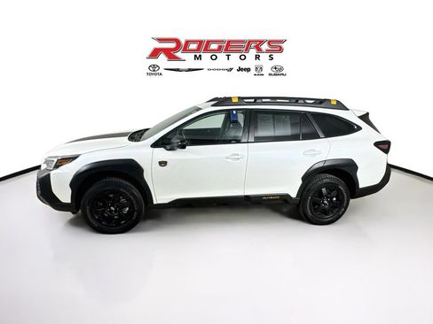 Certified 2025 Subaru Outback Wilderness AWD/4WD image 4