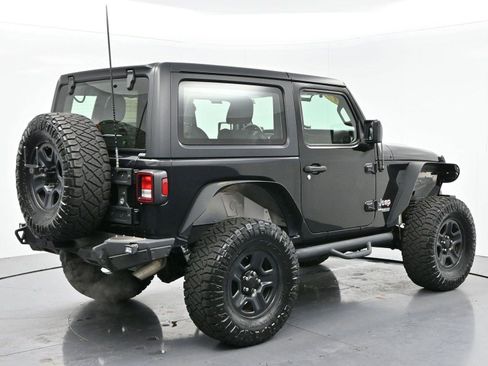 Used 2019 Jeep Wrangler Sport image 7