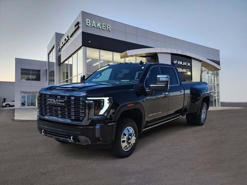 Used 2024 GMC Sierra 3500 Denali Ultimate AWD/4WD image 1