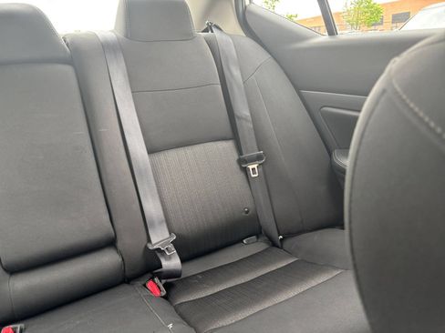 Used 2025 Nissan Altima 2.5 SV FWD image 36