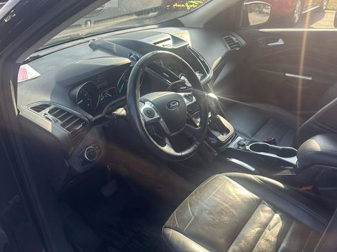 Used 2015 Ford Escape Titanium AWD/4WD image 9