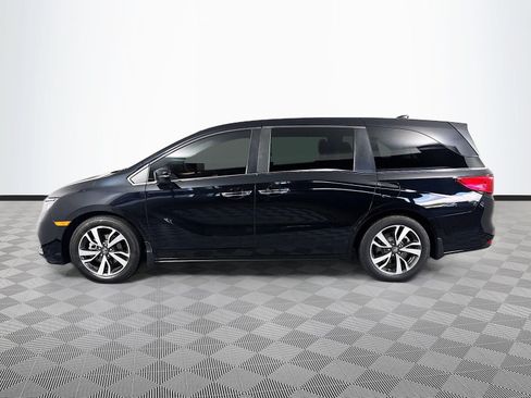 Used 2023 Honda Odyssey Touring image 4