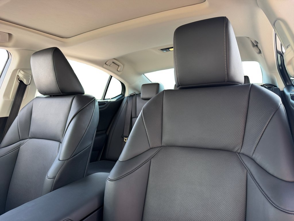 Used 2019 Lexus ES 350 w/ Premium Package FWD image 24