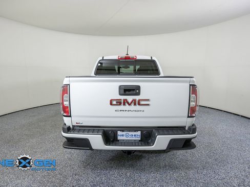 Used 2022 GMC Canyon Elevation w/ Elevation Premium Package AWD/4WD image 6