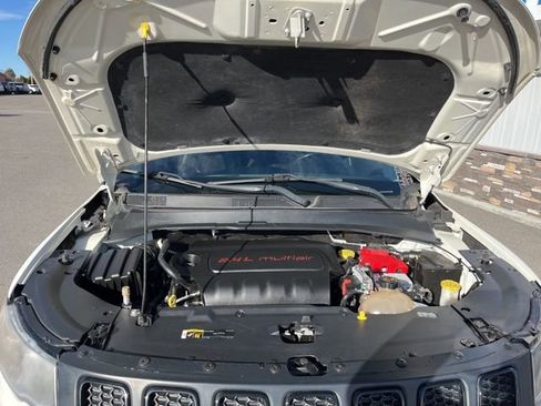 Used 2020 Jeep Compass Latitude image 26